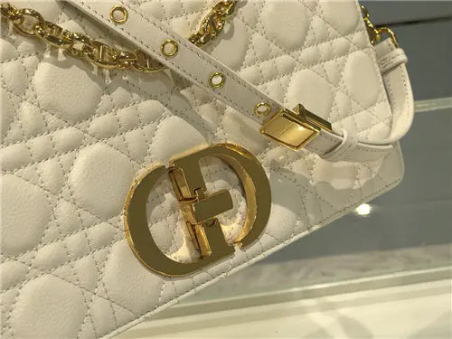 ディオール ラージ カロ バッグ