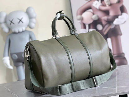 ルイ・ヴィトン M21536 キーポル・バンドリエール50