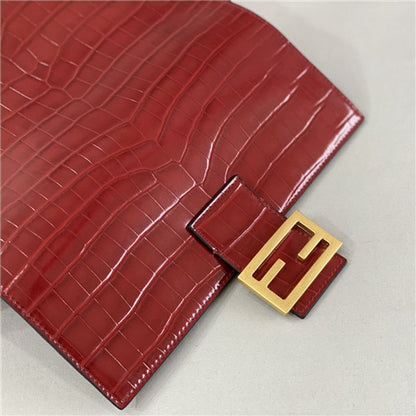 フェンディの象徴的なバゲットバッグ