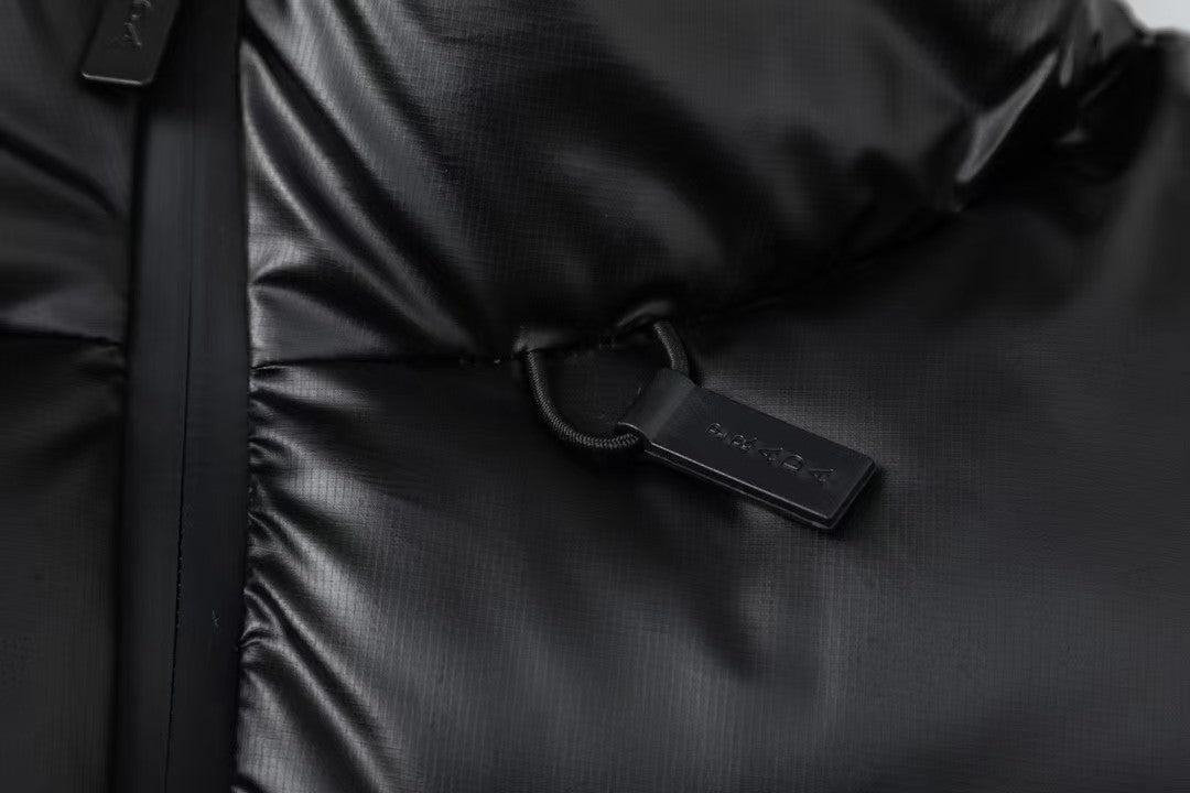 PRADA ダウンジャケット 代金引換 送料無料 おうちで試着