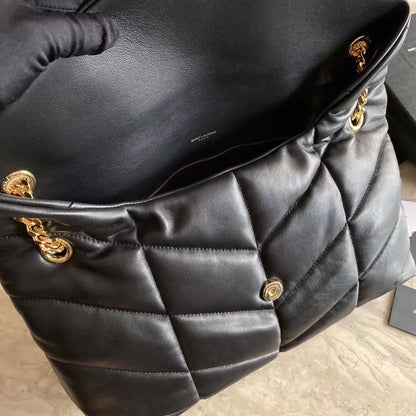 キルティングスエードのパファースモールバッグ