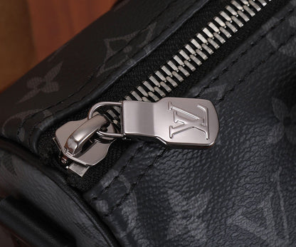 LOUIS VUITTON キーポル・バンドリエール 25 M46271