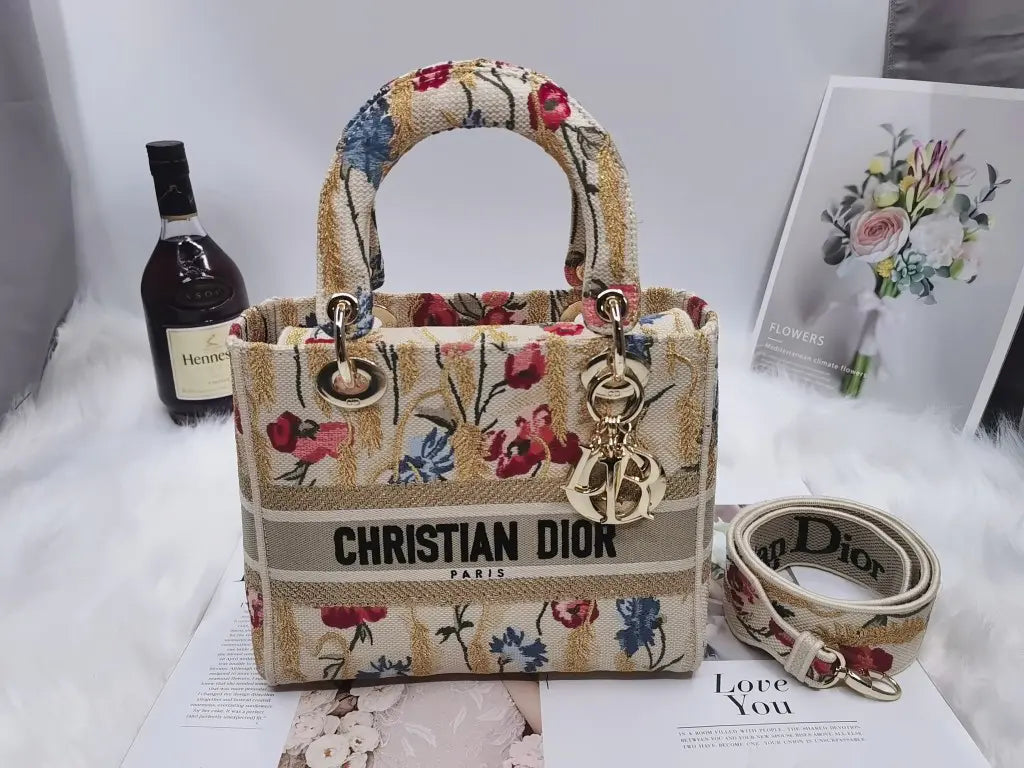 レディディオール