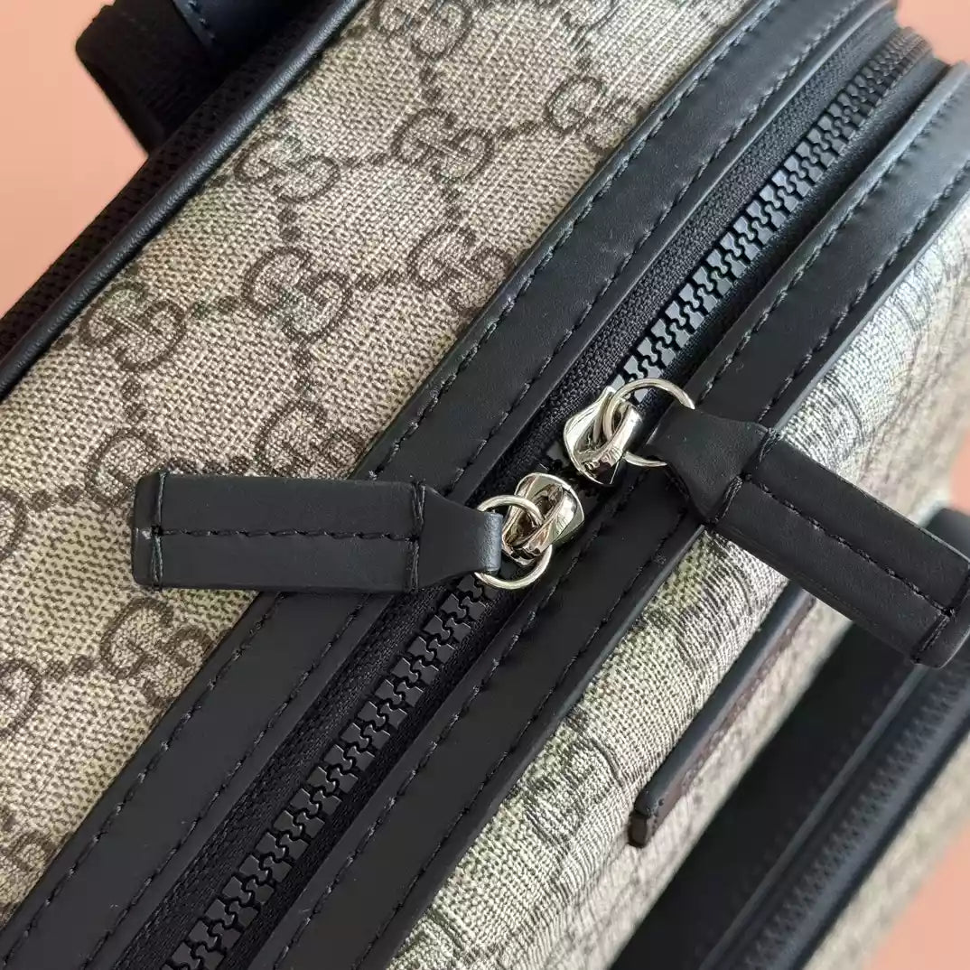 グッチ GGスプリーム メンズ バックパック ブラウン ブラック – BG069