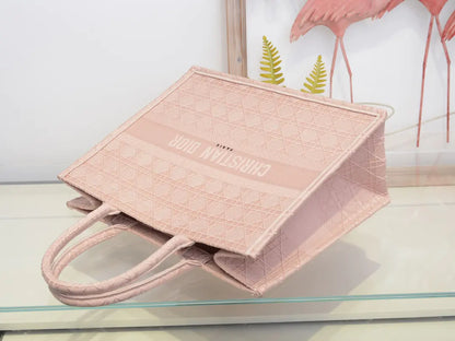 ディオール ブックトート