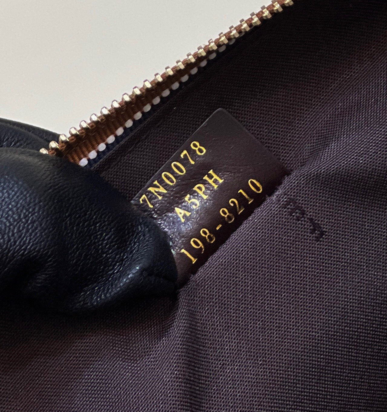 フェンディのクラッチ