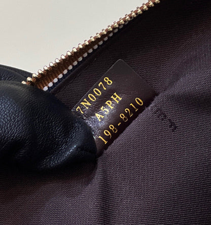 フェンディのクラッチ