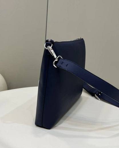 フェンディ オロック ジッパー