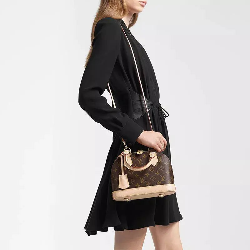 LOUIS VUITTON ファッションハンドバッグ Ref:M53152