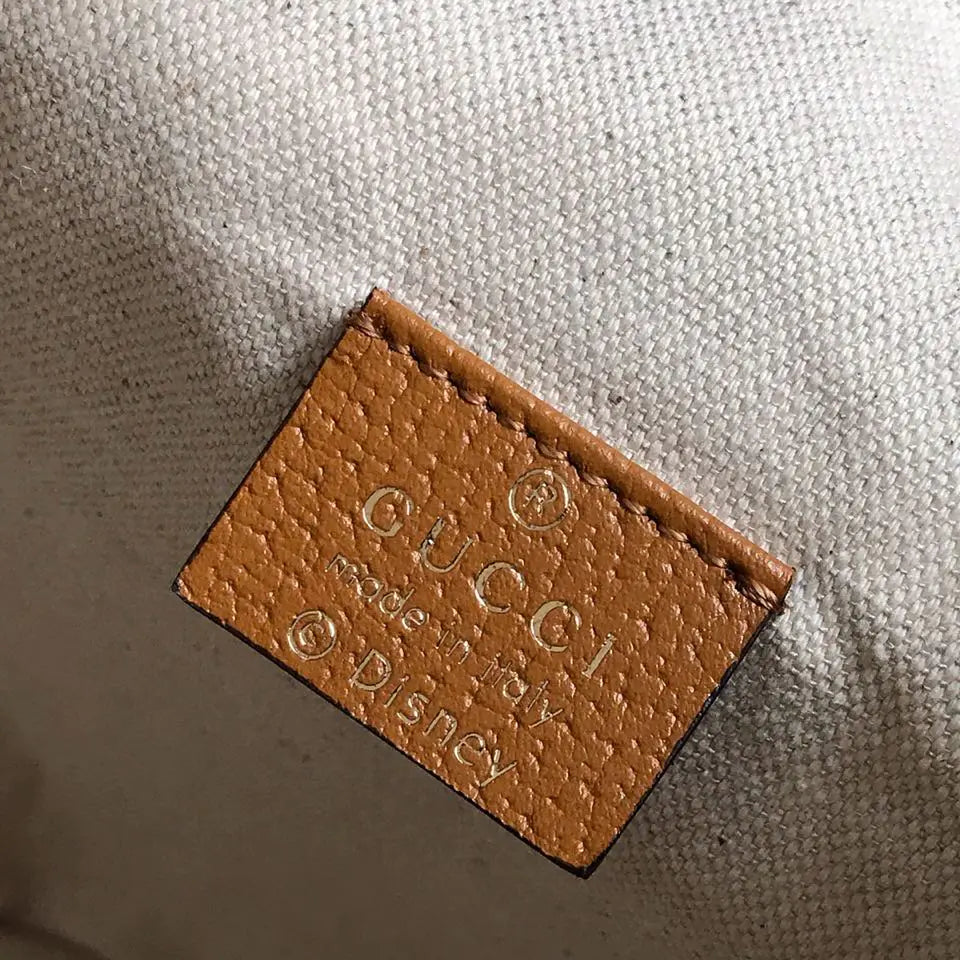 ディズニー グッチ バケット