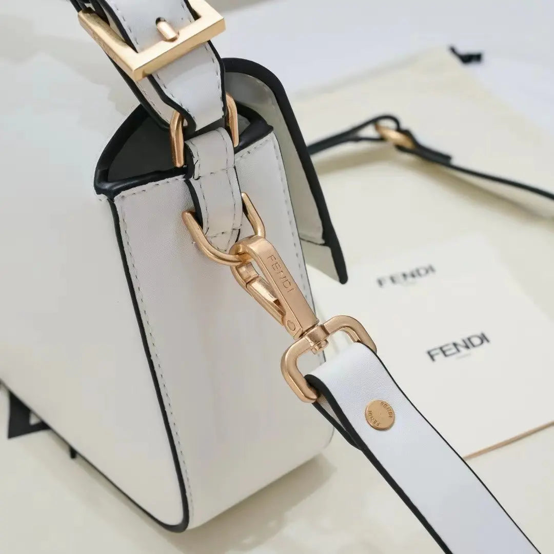 フェンディ アイスホワイト セレリア バッグ バゲット