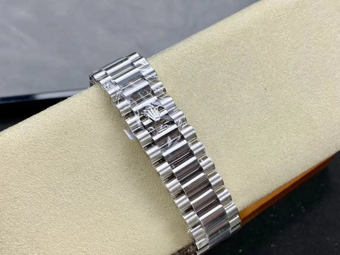 ロレックス デイデイト40 228236-0006