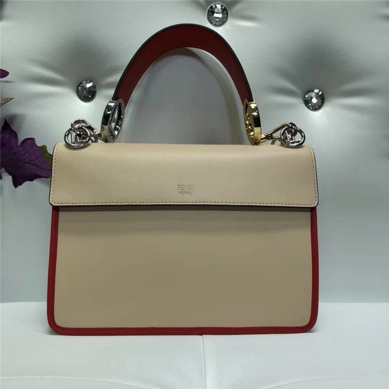 フェンディのショルダーバッグ