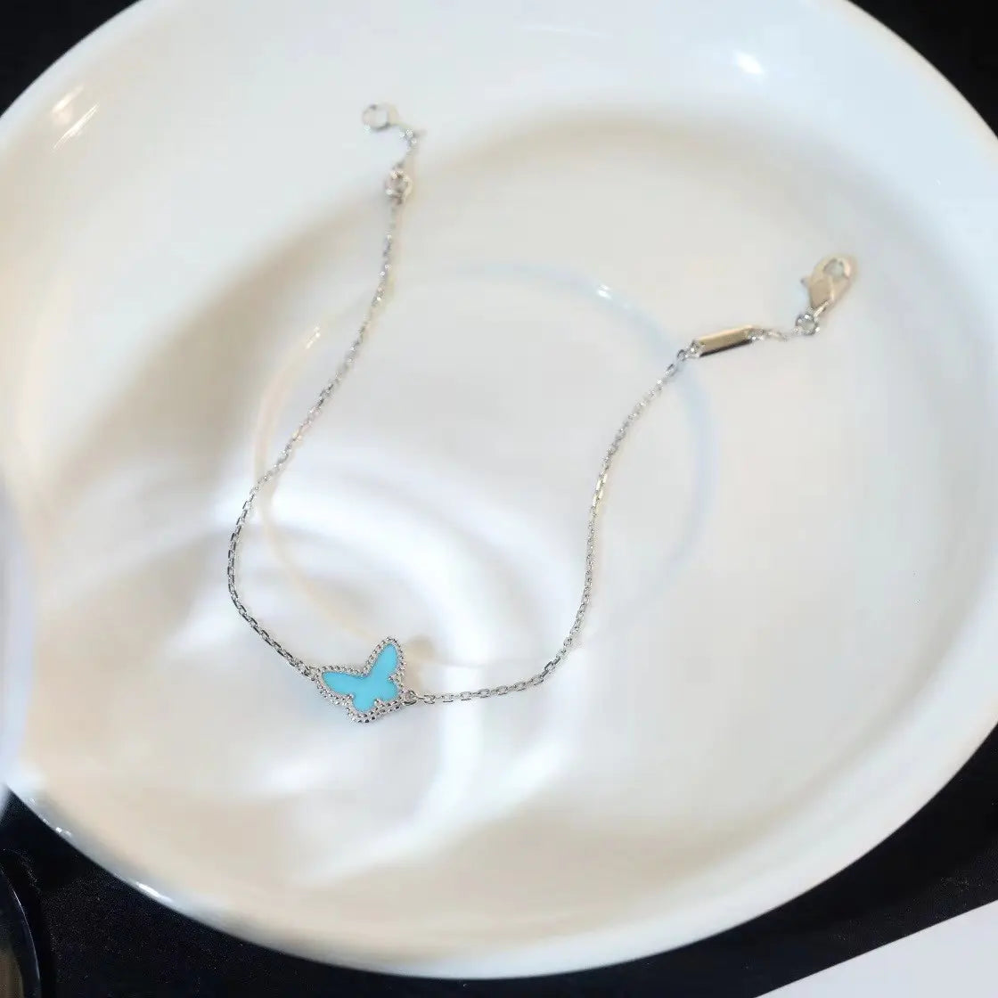 ヴァン クリーフ＆アーペル バタフライ ミントブルー ブレスレット