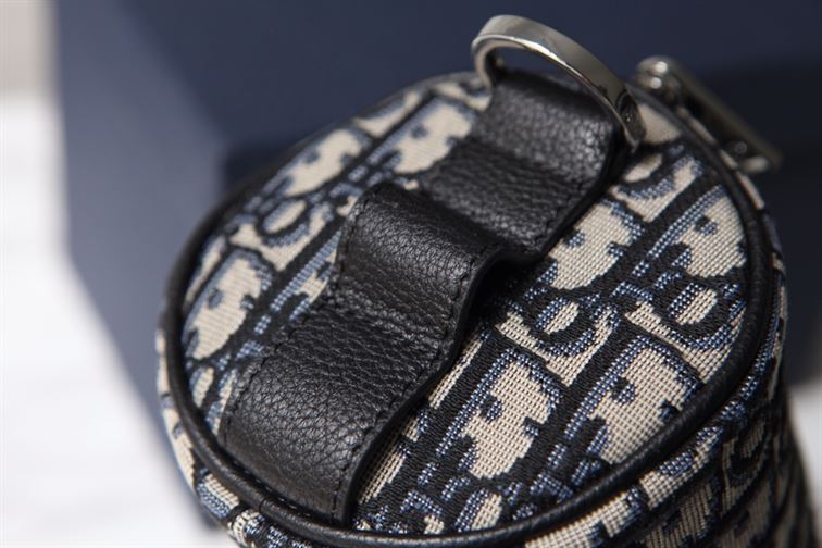 ディオール ミニ ローラー メッセンジャーバッグ – DIO036