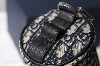 ディオール ミニ ローラー メッセンジャーバッグ – DIO036