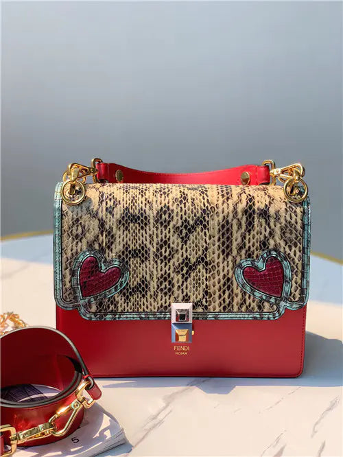 フェンディのバッグは？