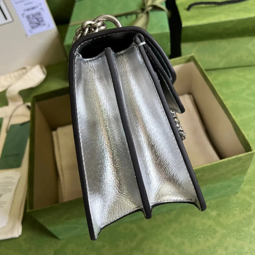 ディオニュソス レザーショルダーバッグ