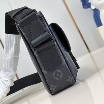 ゲッタウェイ メッセンジャーバッグ モノグラム エクリプス M12518 – LW427