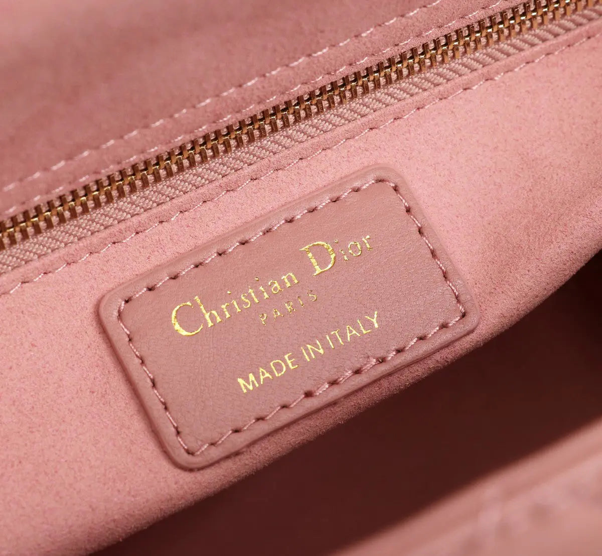 クリスチャン・ディオール ミディアム レディ ディオール バッグ