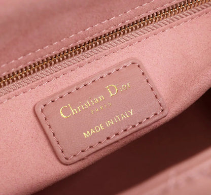 クリスチャン・ディオール ミディアム レディ ディオール バッグ