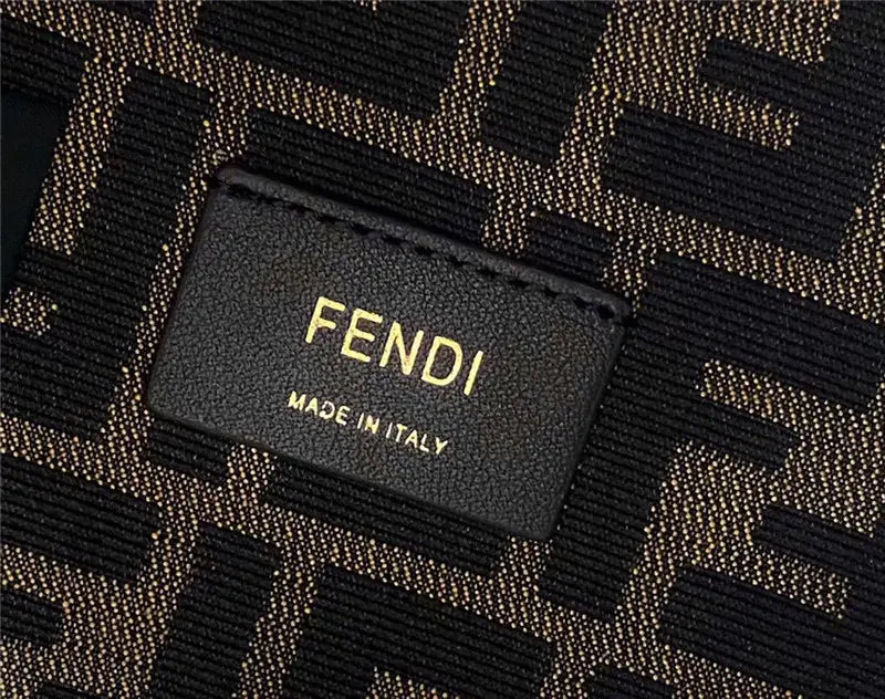 フェンディ モン トレゾール ミニバッグ