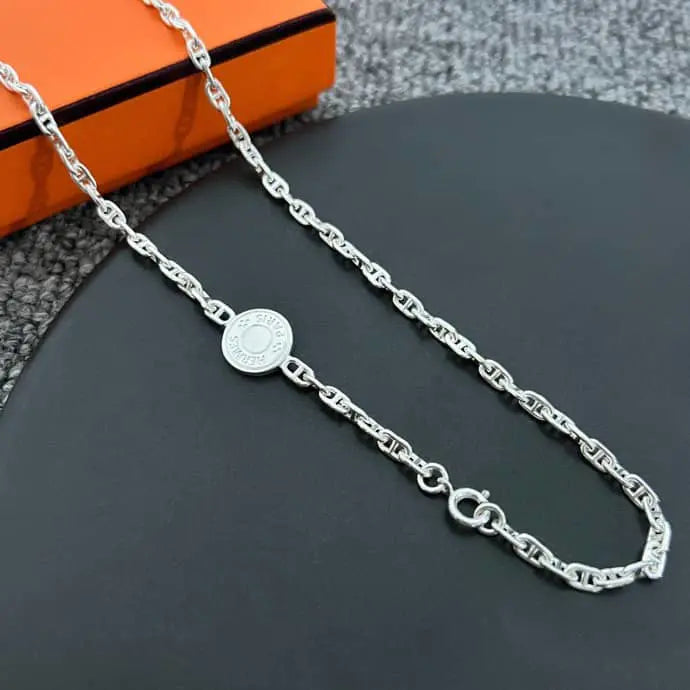 7つ星エルメスネックレス