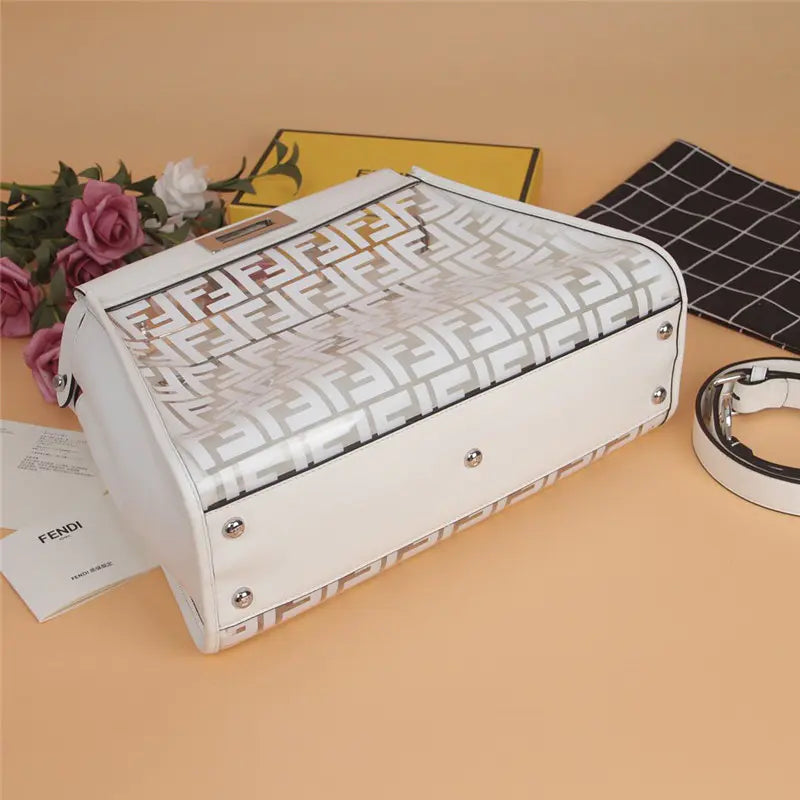 ピーカブー フェンディ