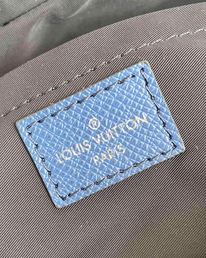 ルイ・ヴィトン アウトドアメッセンジャー – LVB019