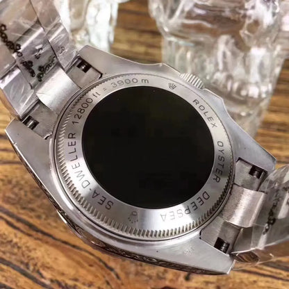 ロレックス ROLEX DEEPSEAディープシー126660 彫金 極めてまれな