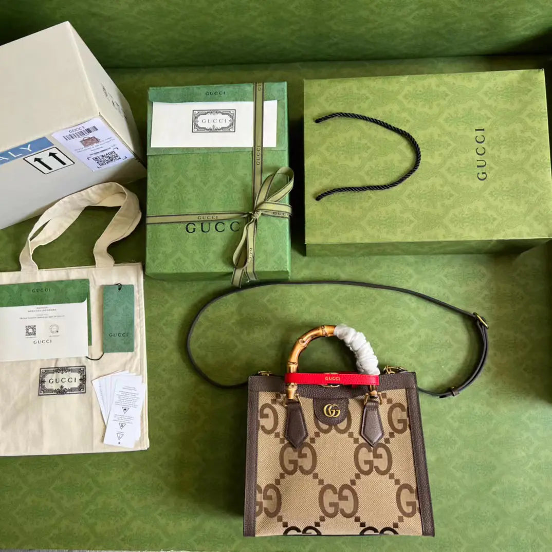 グッチ ダイアナ ジャンボ GG スモール トートバッグ