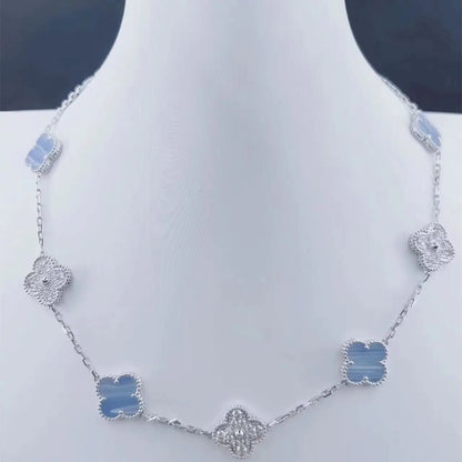 ヴァン クリーフ＆アーペルの四つ葉のクローバーネックレス