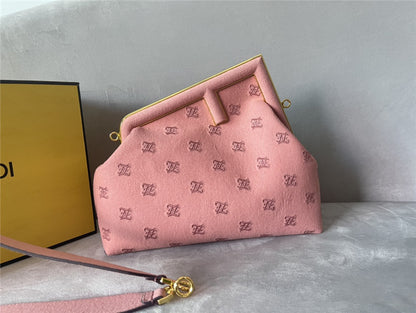 フェンディ ファーストバッグ ラージ