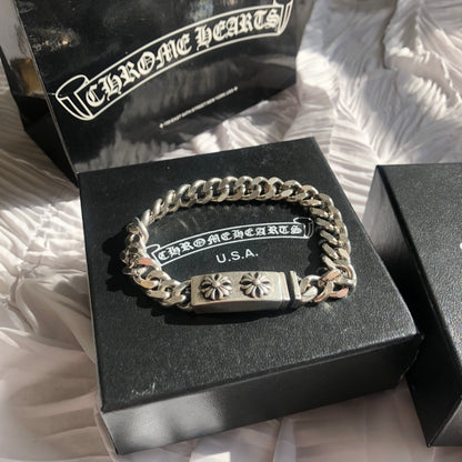 Chrome Hearts（クロムハーツ）フラワーブレスレット