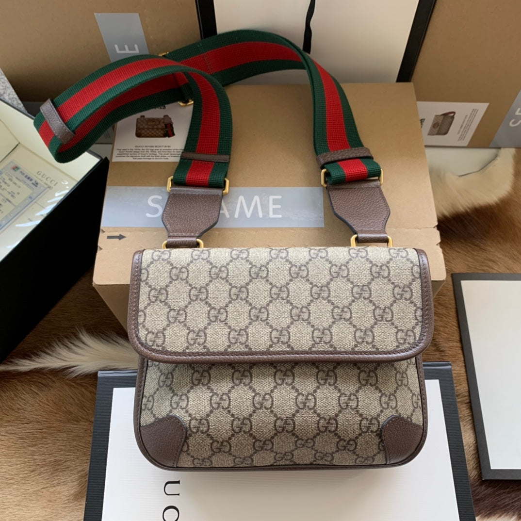 グッチ ショルダーバッグ