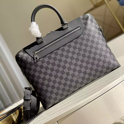 デイドキュメントホルダー グラファイト チェッカー N48260 – LW324