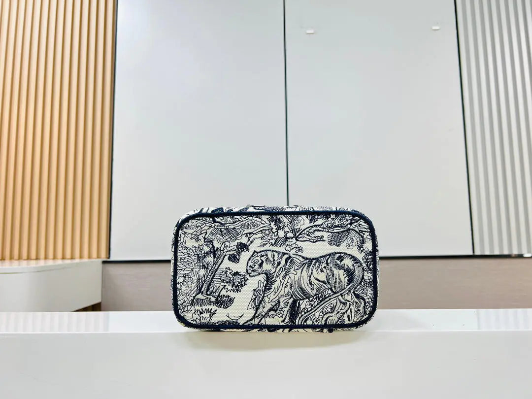 クリスチャン・ディオール コスメティックバッグ