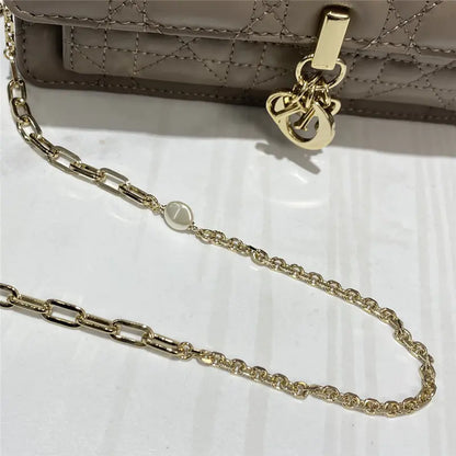 レディディオールクラッチ