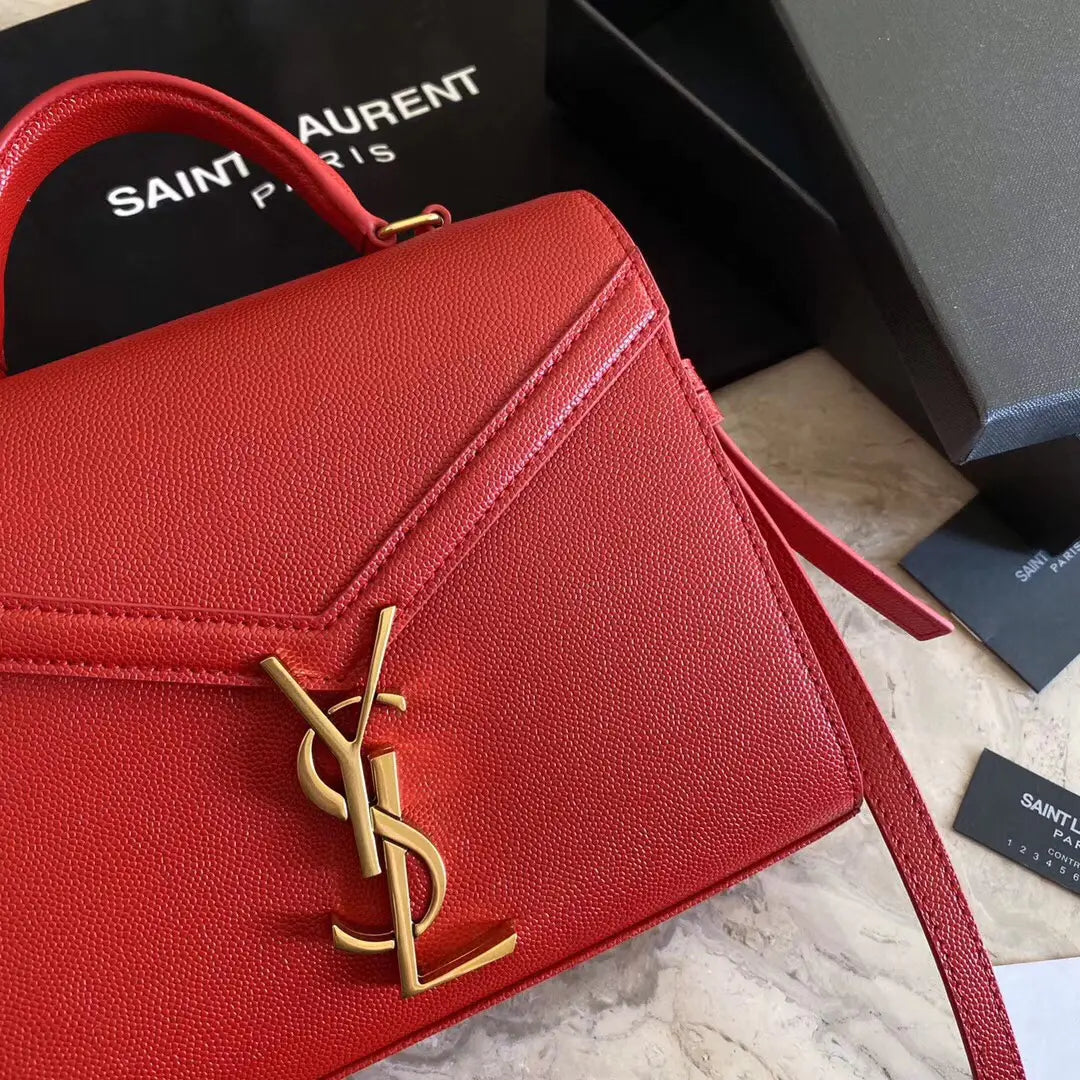 カサンドラ モノグラム クラスプバッグ マットパイソン