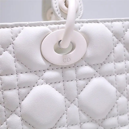 レディディオール マットホワイト