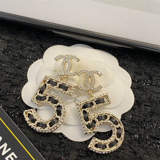 シャネル No.5 レザー ピアス チェーン イヤリング