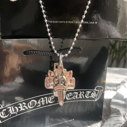 Chrome Hearts（クロムハーツ）3段ソードとホーリーソードサンスクリットペンダントネックレス