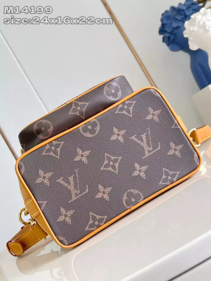 カーゴバッグ ブラウン モノグラム キャンバス M14017 – LW422