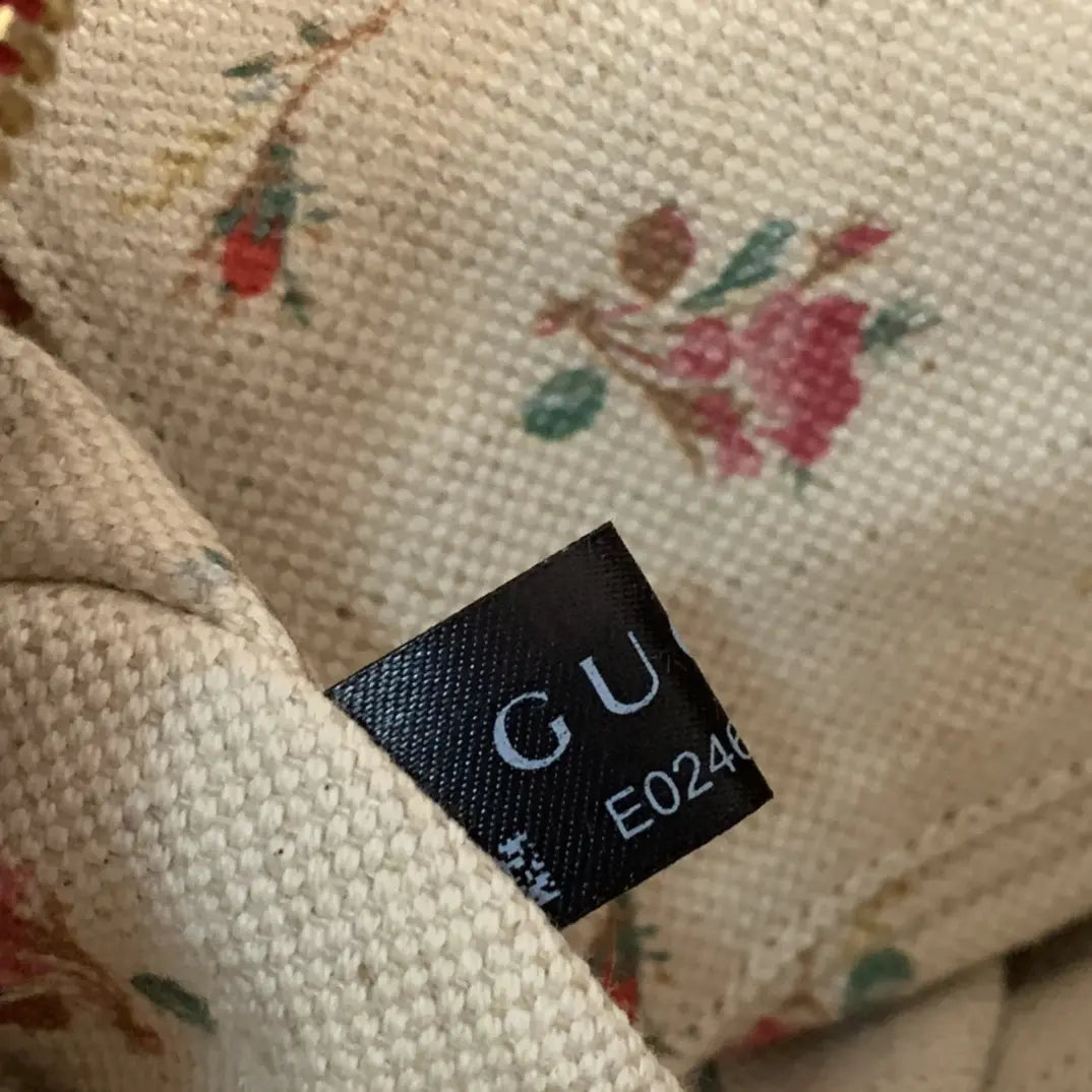 GG ブラック ショルダーバッグ