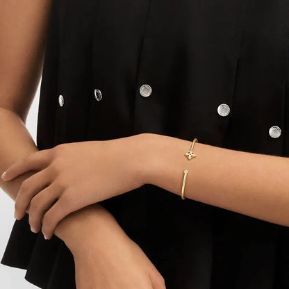 LV ルイ・ヴィトン イディール ブロッサム ツイスト ブレスレット Q95530