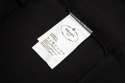 【PRADA公式旗艦店】好評に付き再入荷！！