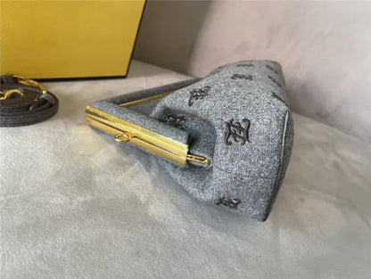 フェンディ ファーストバッグ スモール