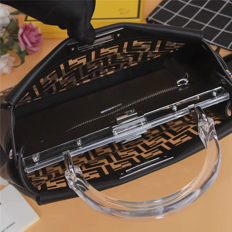 ピーカブー フェンディ