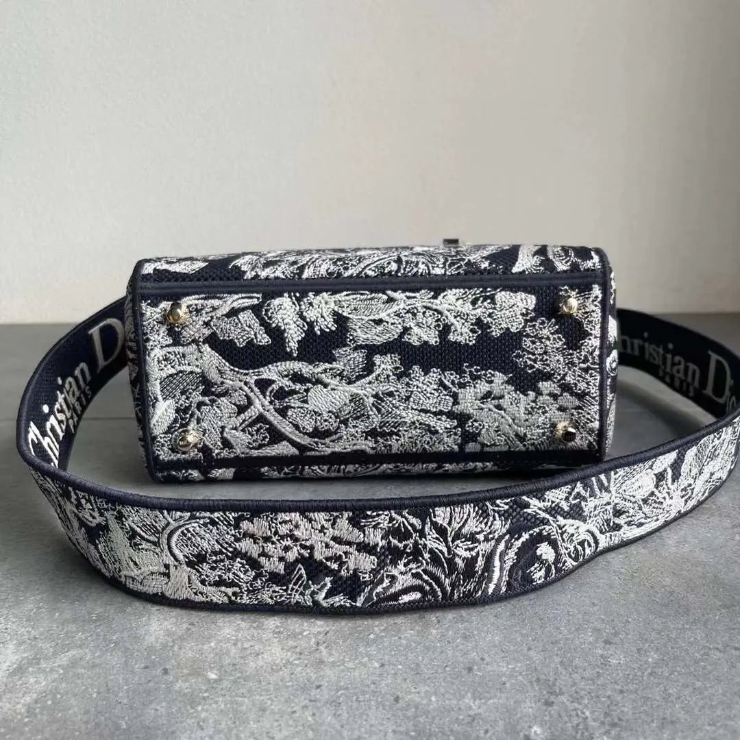 ディオール レディ ライト