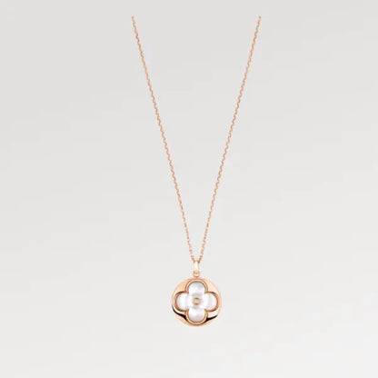 LV ルイ・ヴィトン カラーブロッサム XL メダリオン Q93656